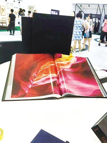 書博會(huì)--一場能使經(jīng)濟(jì)發(fā)光發(fā)熱的展會(huì)(圖1) 書博會(huì)--一場能使經(jīng)濟(jì)發(fā)光發(fā)熱的展會(huì)(圖1)