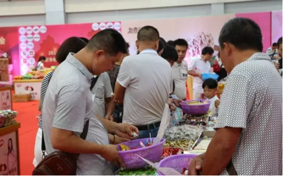 華南城國際會(huì)展中心首個(gè)展會(huì)圓滿結(jié)束(圖2) 華南城國際會(huì)展中心首個(gè)展會(huì)圓滿結(jié)束(圖2)