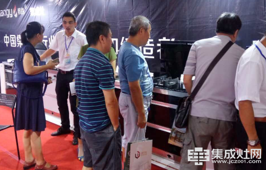 邦的集成灶 武漢建材展完美收官(圖1) 邦的集成灶 武漢建材展完美收官