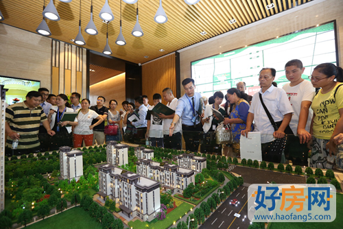 融創(chuàng)華夏·觀瀾壹號城市展廳華美綻放 (圖6)