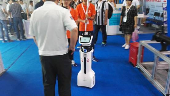  紅眼兔為中國國際復(fù)材展插上翅膀，“電商+工業(yè)”助發(fā)展3