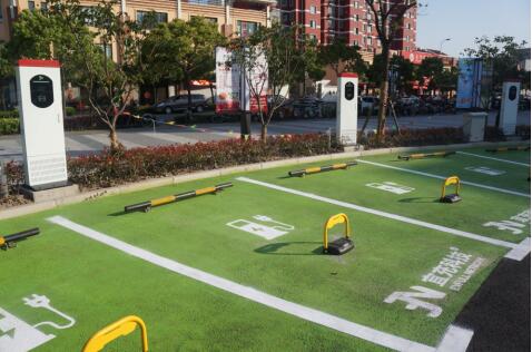 聚電旗下子公司亮相上海國際充電樁展(圖3) 聚電旗下子公司亮相上海國際充電樁展(圖3)