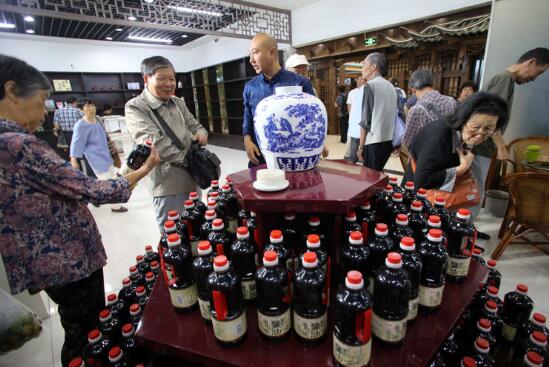 全國(guó)名優(yōu)特產(chǎn)展銷(xiāo)推介會(huì)9月19日開(kāi)幕 展示百萬(wàn)件產(chǎn)品(圖3) 全國(guó)名優(yōu)特產(chǎn)展銷(xiāo)推介會(huì)9月19日拉開(kāi)序幕3