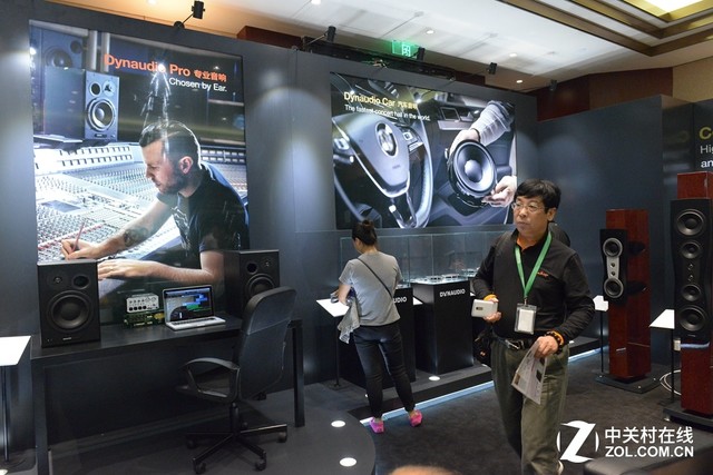 全系音箱產品亮相 丹拿展廳觀者如潮(圖3) 全系音箱產品亮相 丹拿展廳觀者如潮