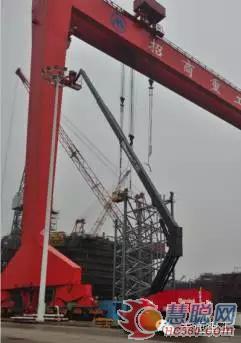 美通重工有限公司與您相約2016上海寶馬展(圖4)  自行式直臂型高空作業(yè)平臺(tái)